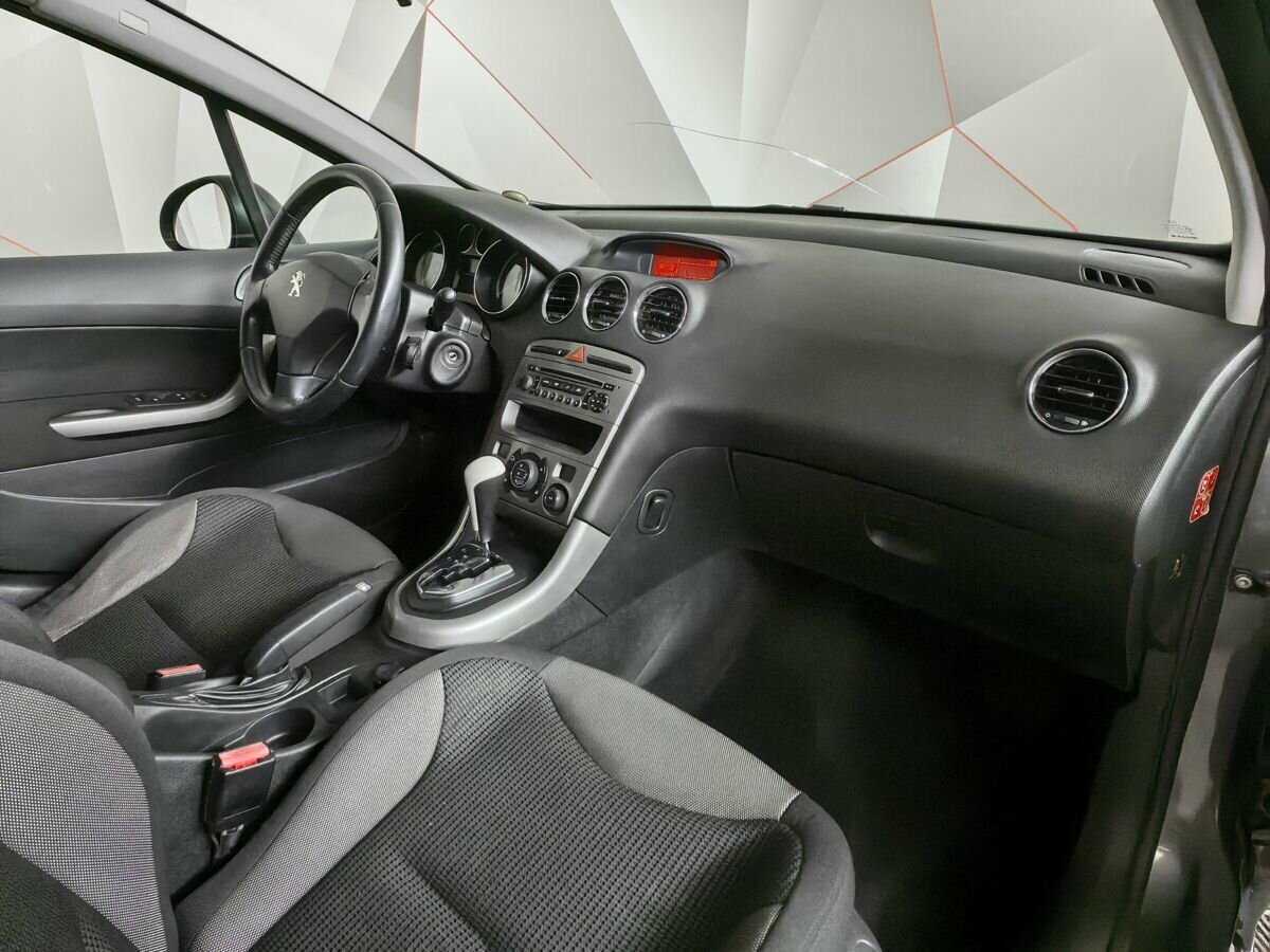 Peugeot 308, 2011 Фото №9