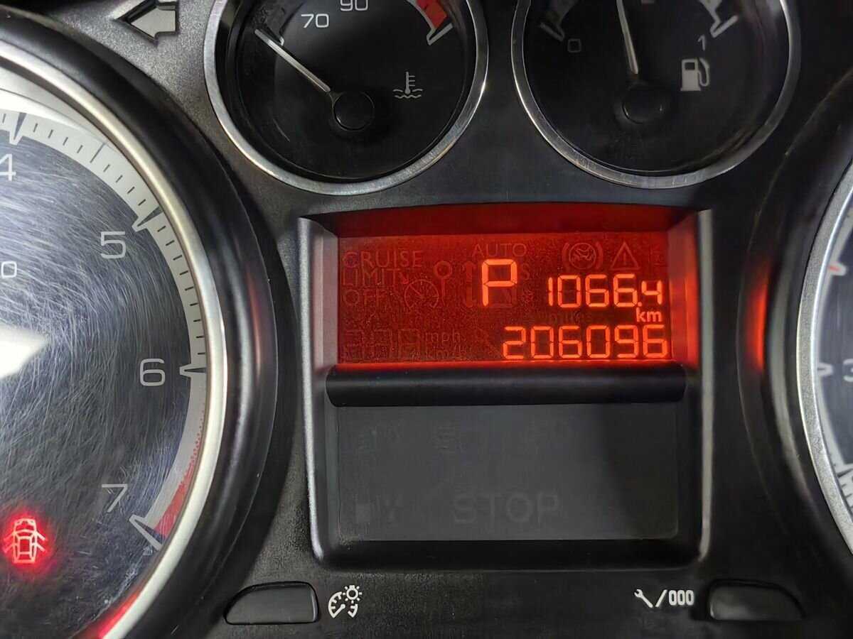 Peugeot 408, 2014 Фото №16