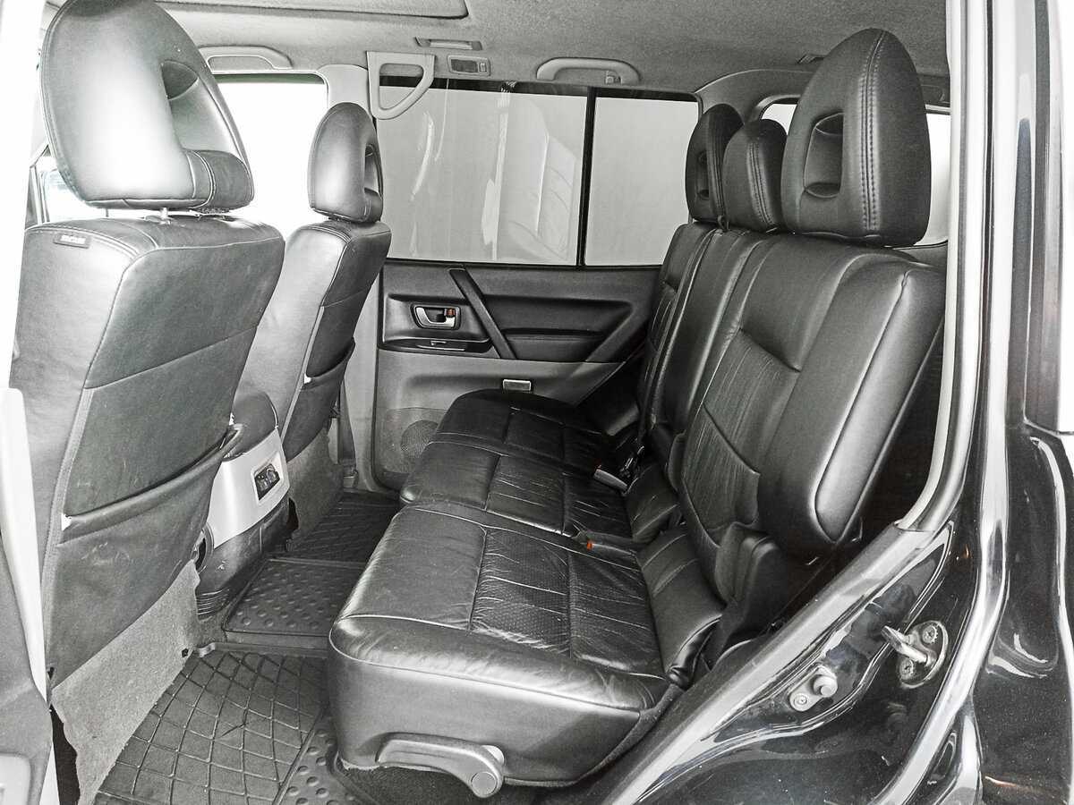 Mitsubishi Pajero, 2005 - 237 175 км. | Фото №6
