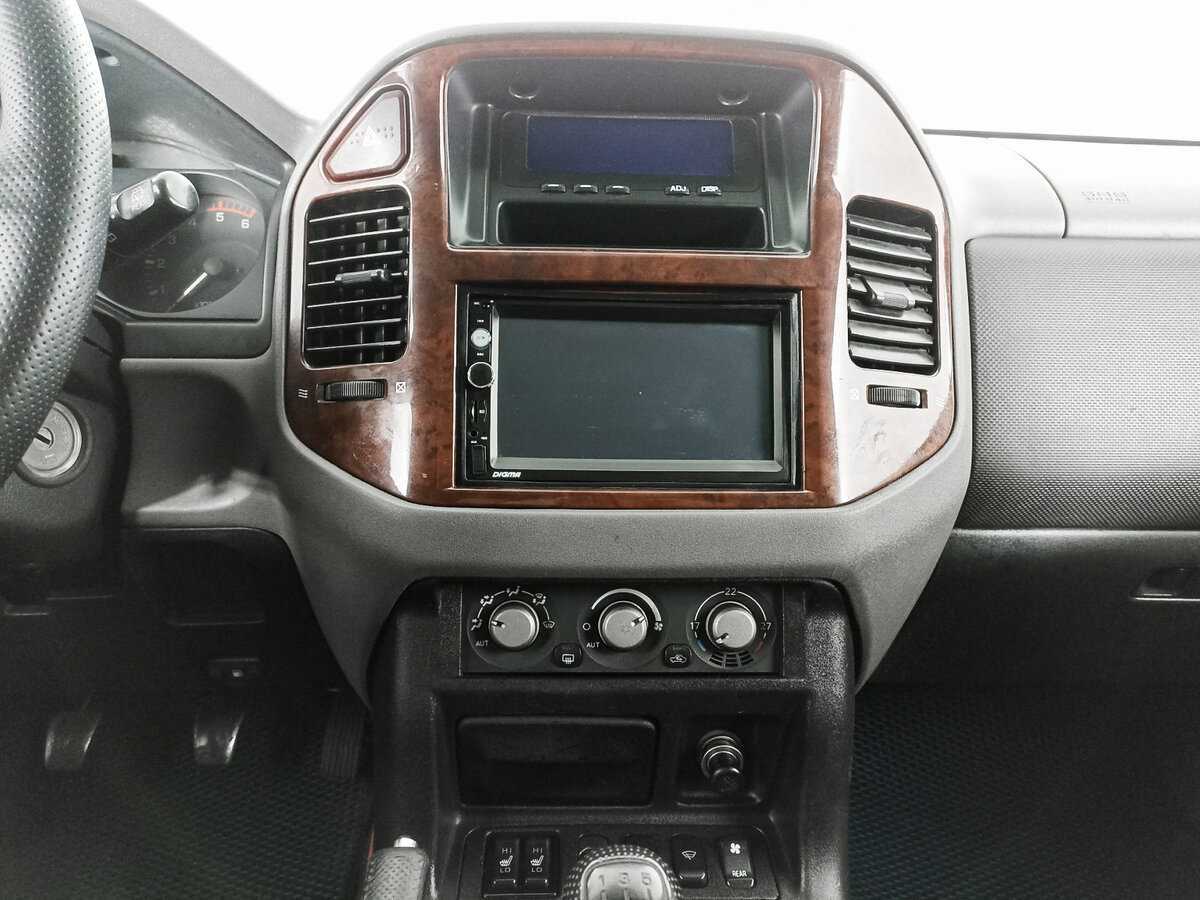 Mitsubishi Pajero, 2005 Фото №9