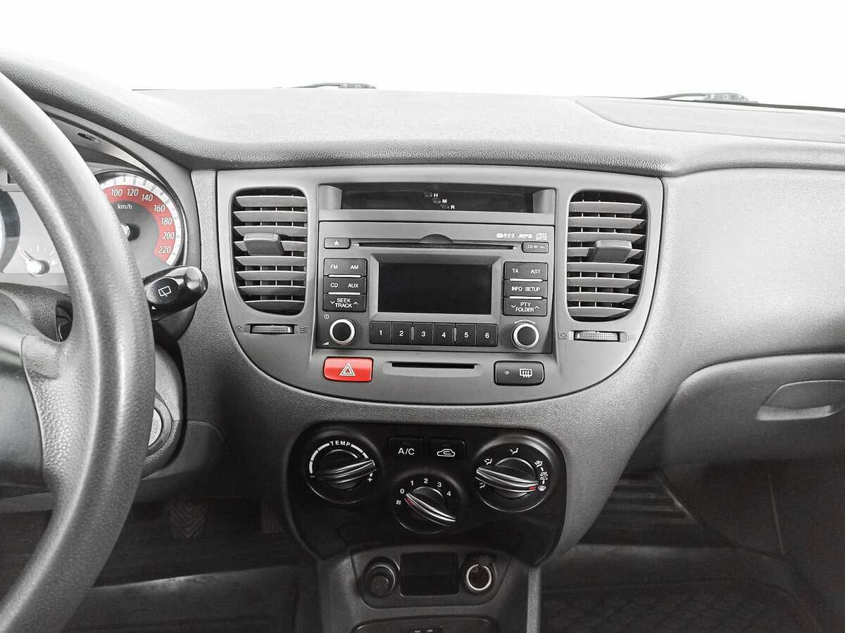 Kia Rio, 2010 Фото №13