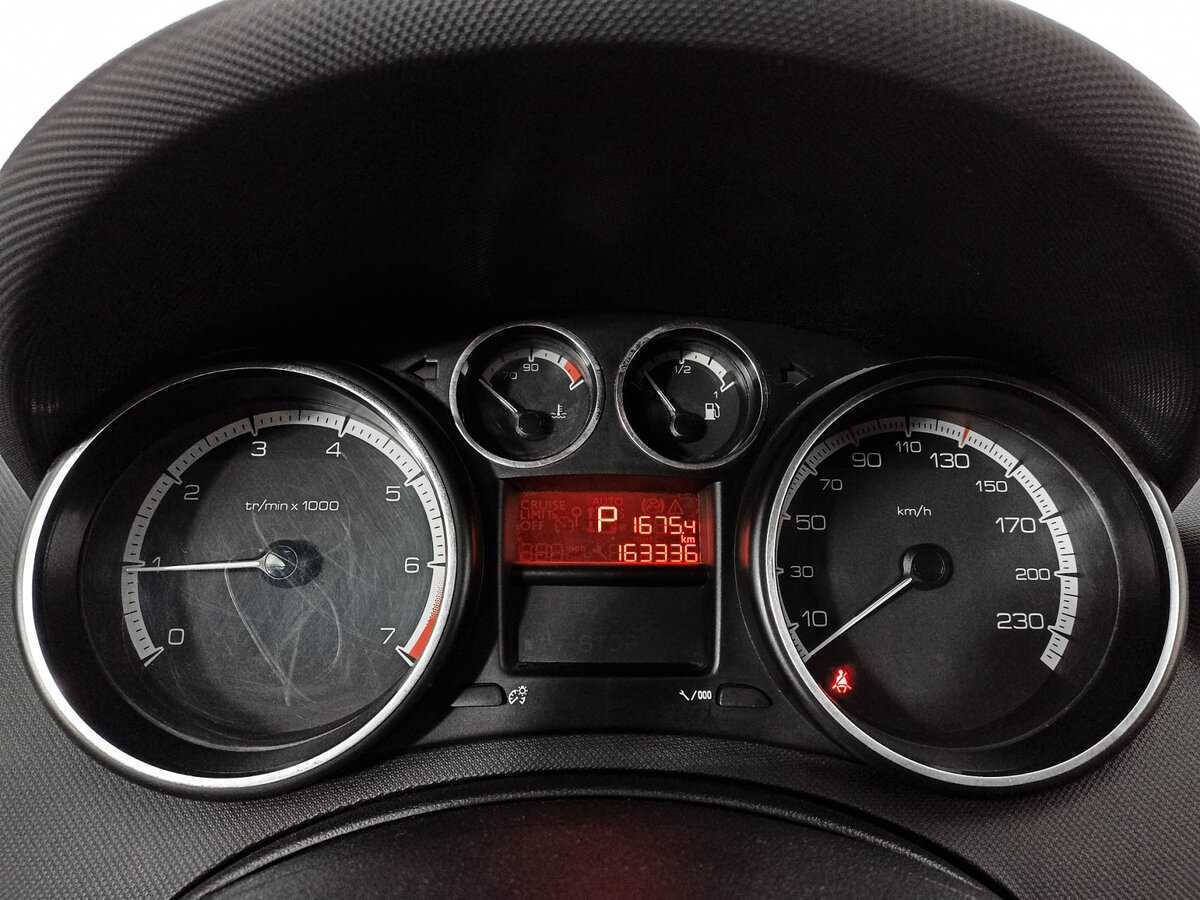 Peugeot 408, 2012 Фото №10