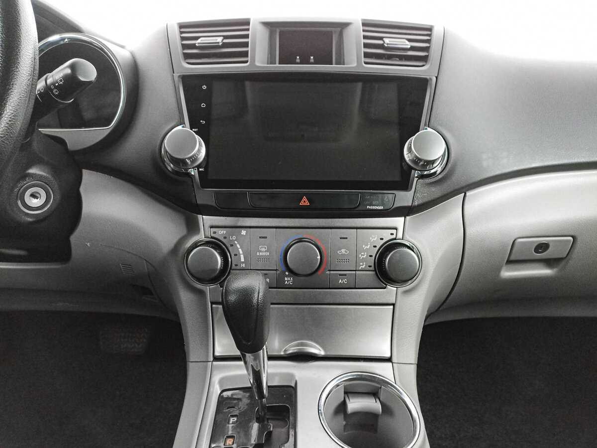 Toyota Highlander, 2011 Фото №13