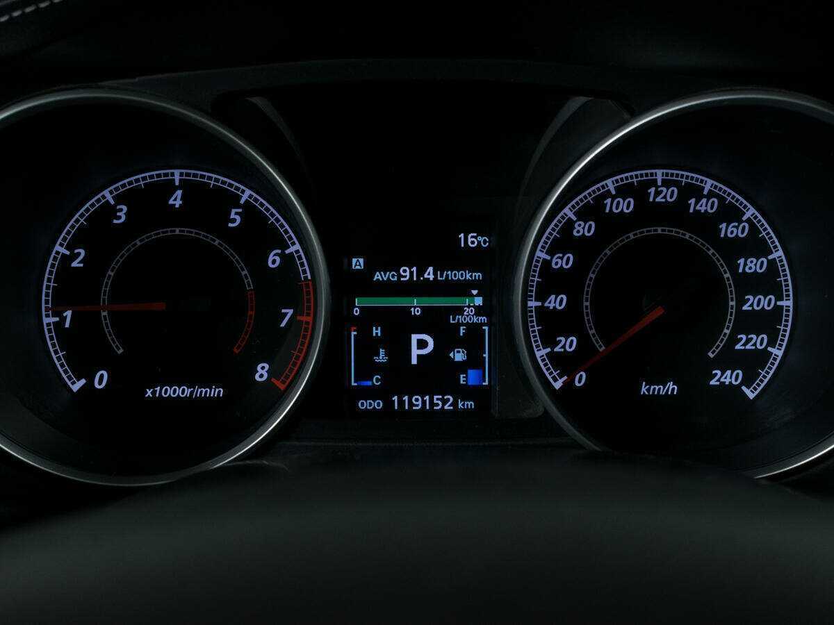 Mitsubishi Outlander, 2010 Фото №9