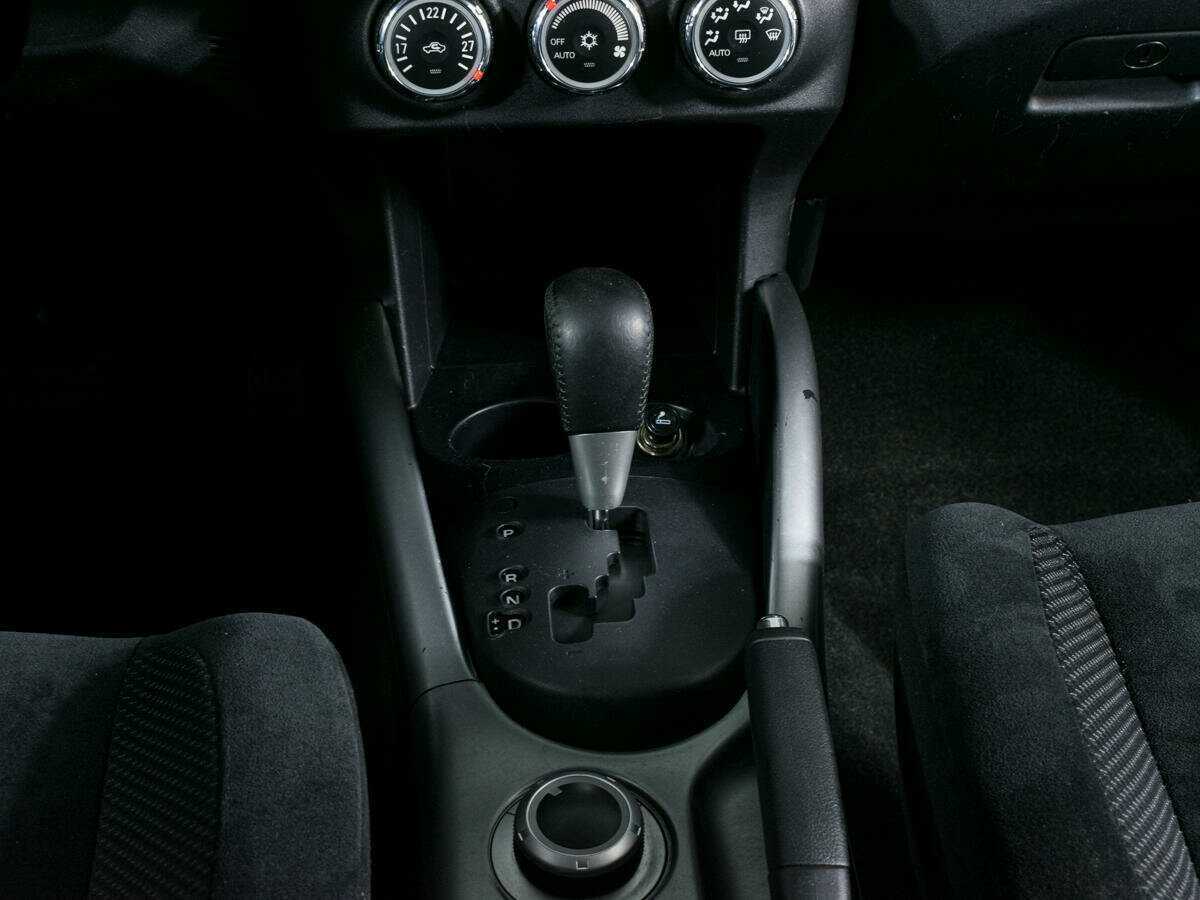 Mitsubishi Outlander, 2010 Фото №11