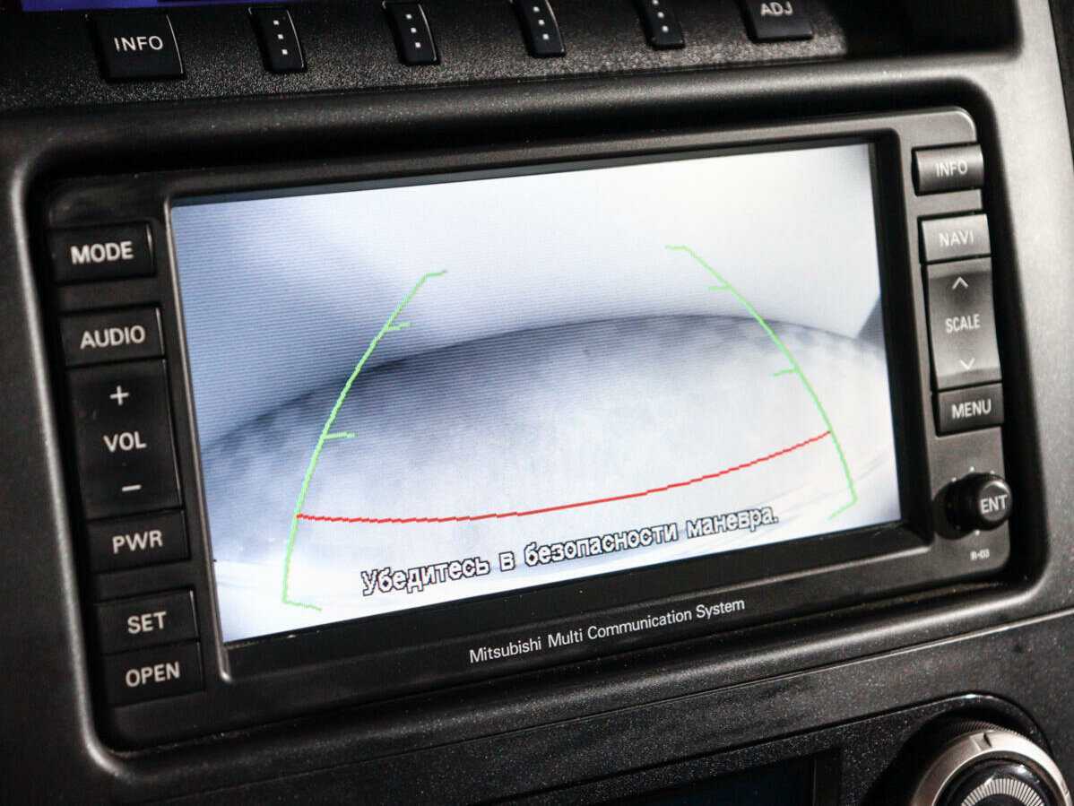 Mitsubishi Pajero, 2010 Фото №17