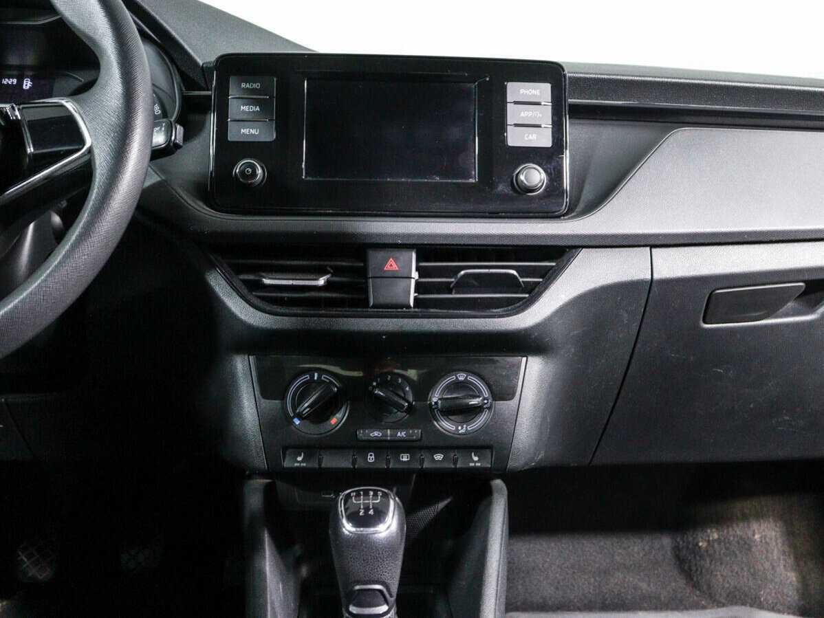 Skoda Rapid, 2020 Фото №11