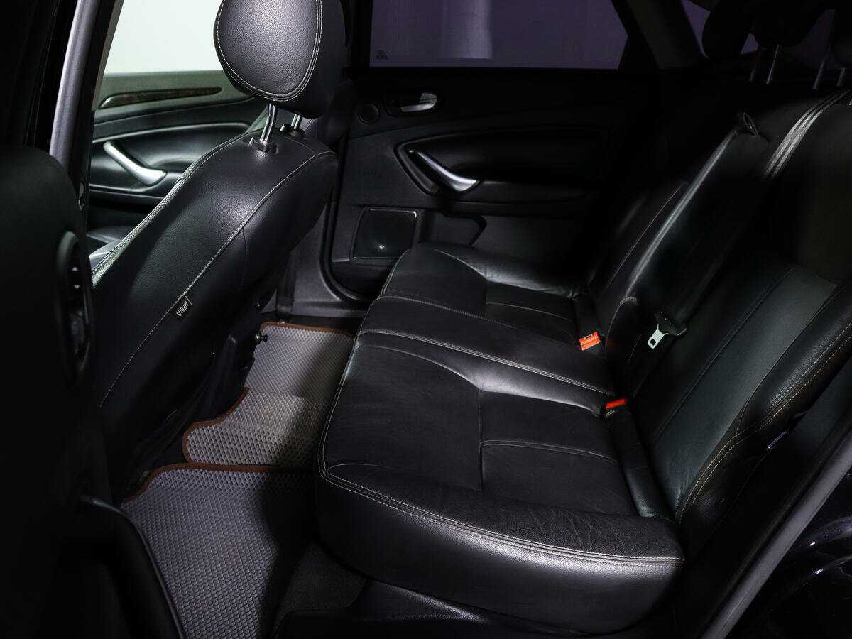 Ford Mondeo, 2010 Фото №8