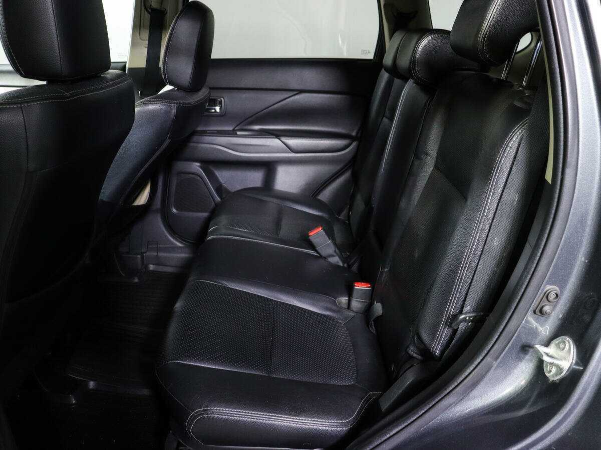 Mitsubishi Outlander, 2013 - 238 883 км. | Фото №8