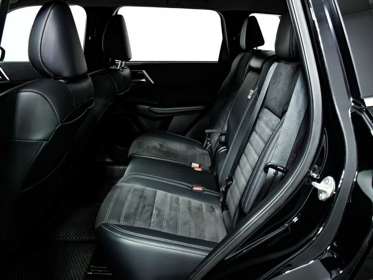 Mitsubishi Outlander, 2022 Фото №12