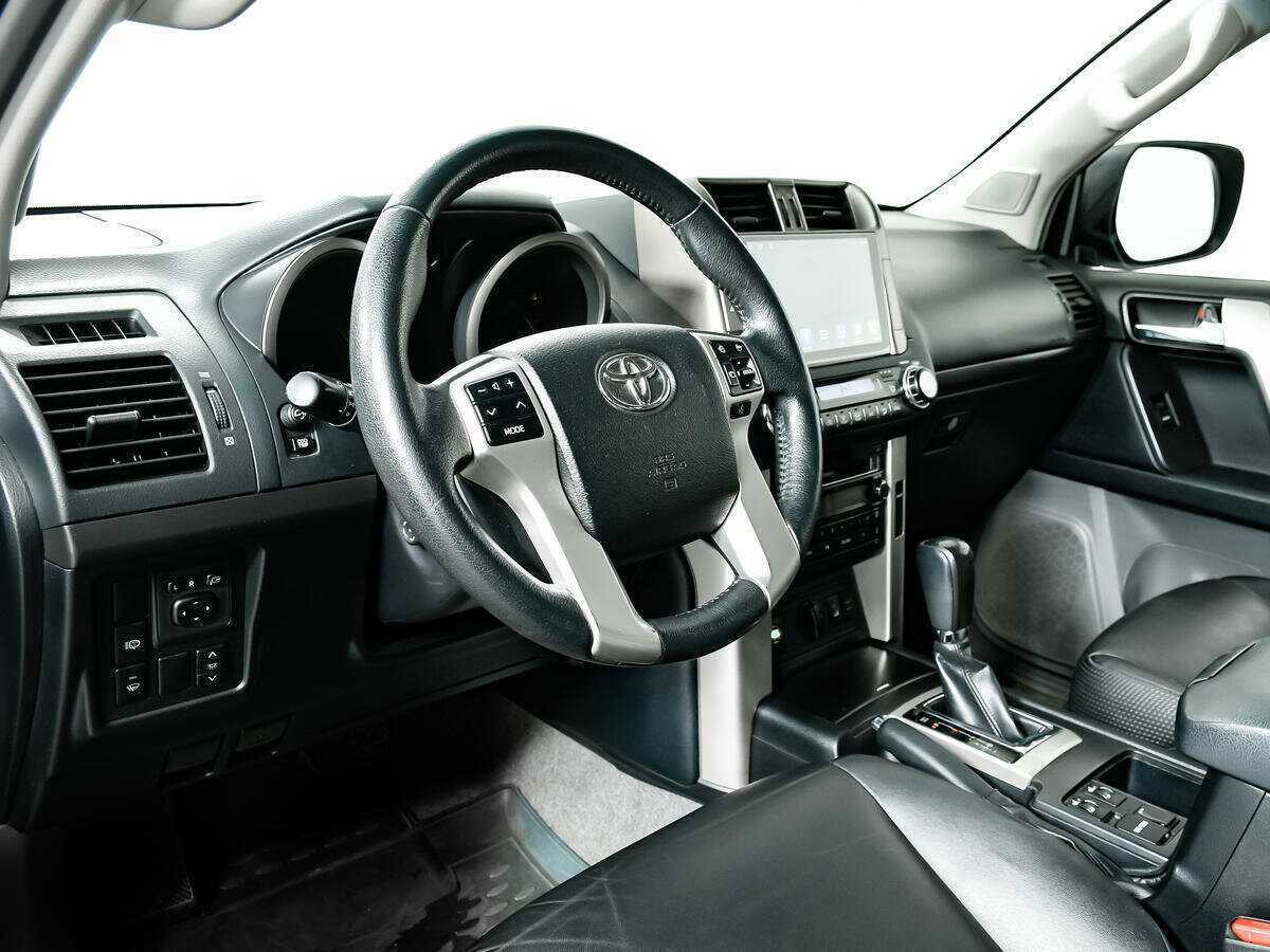 Toyota Land Cruiser Prado, 2010 Фото №11