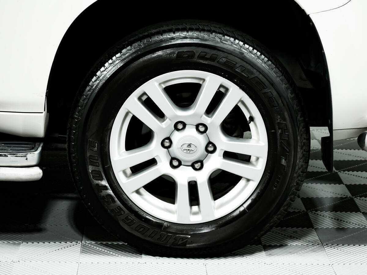Toyota Land Cruiser Prado, 2011 Фото №14