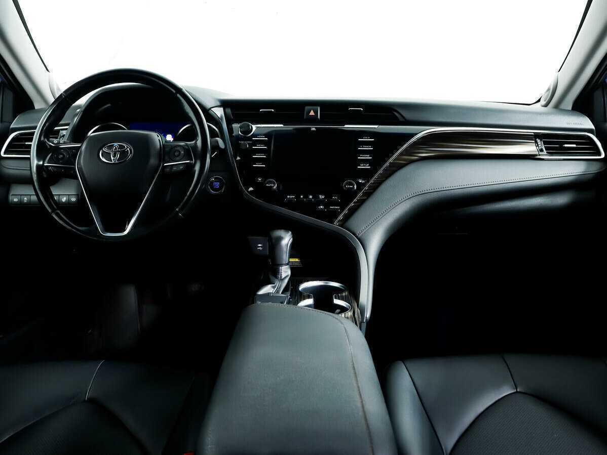 Toyota Camry, 2019 Фото №11
