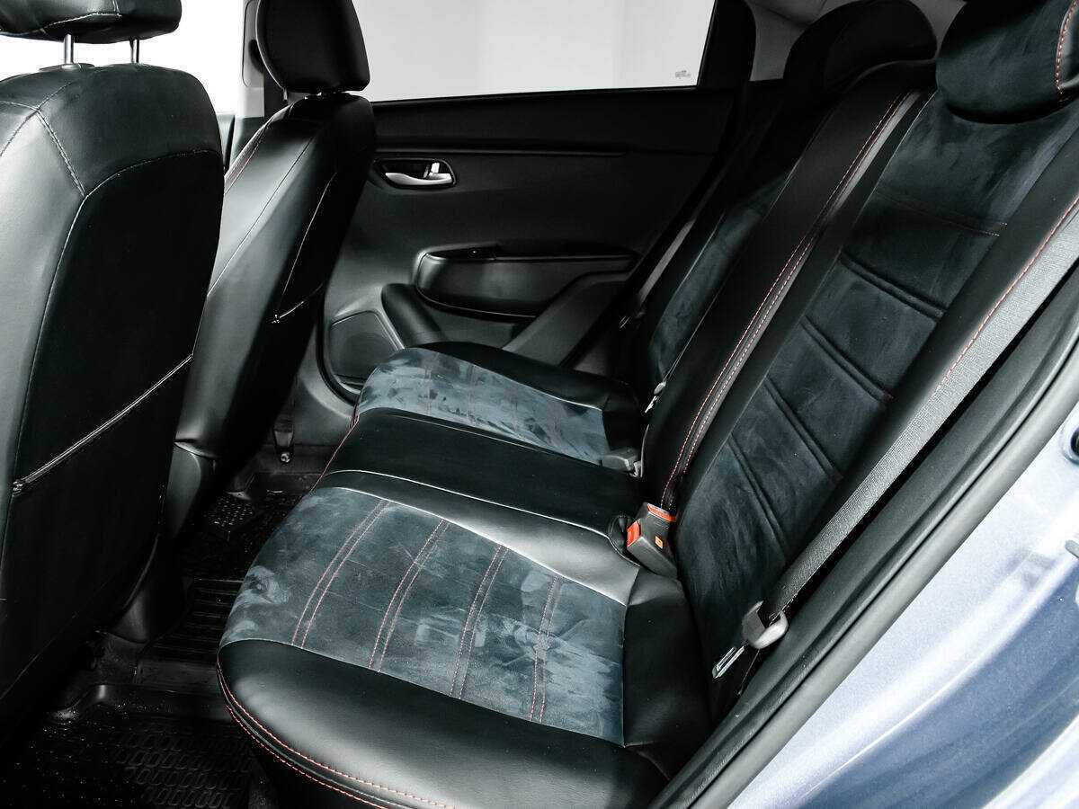 Kia Rio, 2018 Фото №12