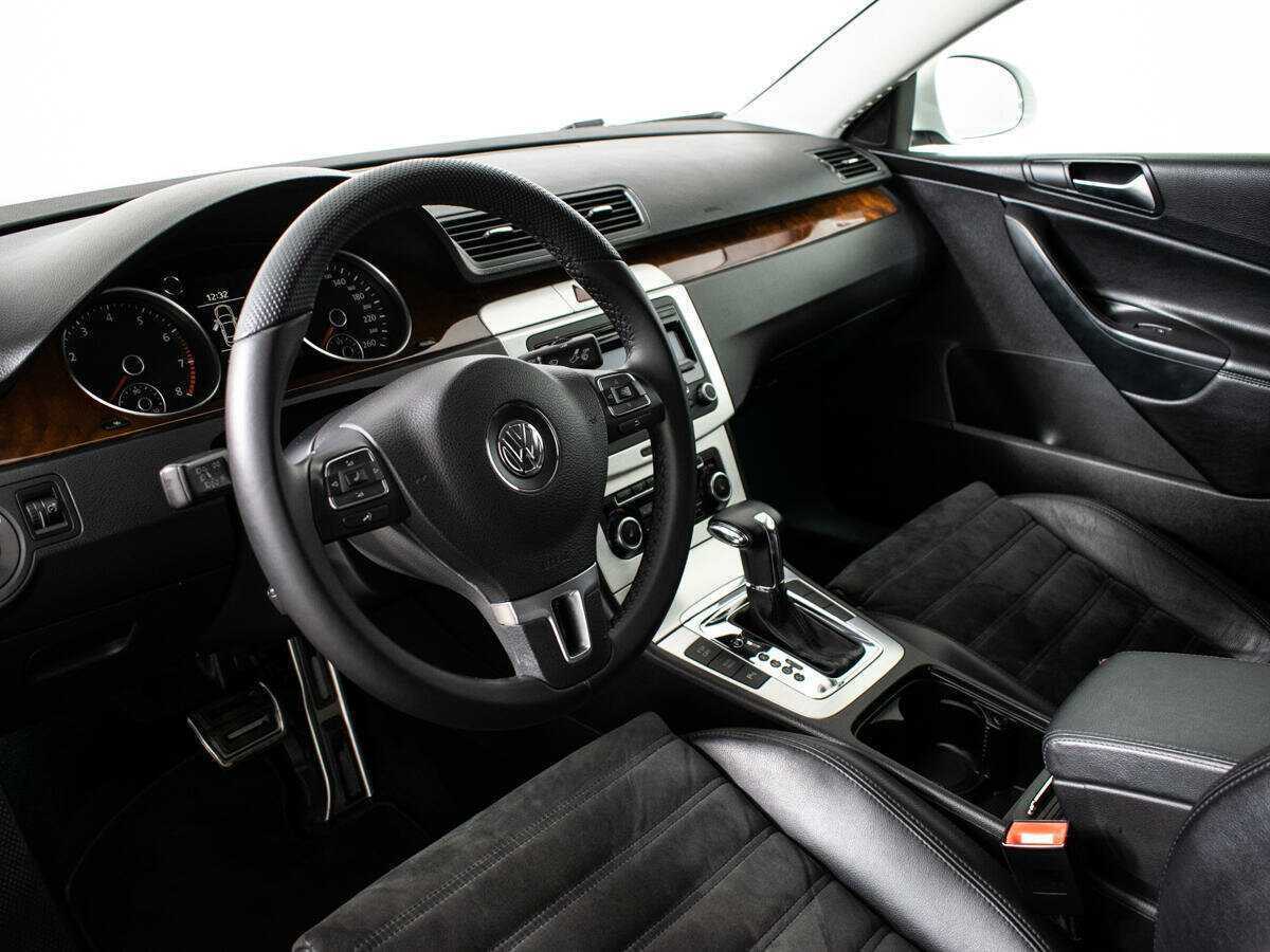 Volkswagen Passat, 2010 Фото №13