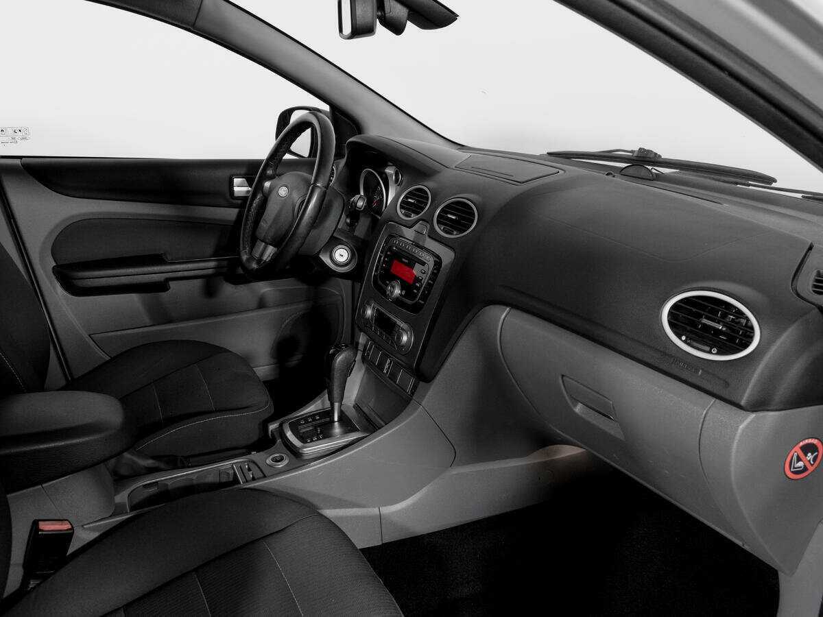 Ford Focus, 2010 Фото №9