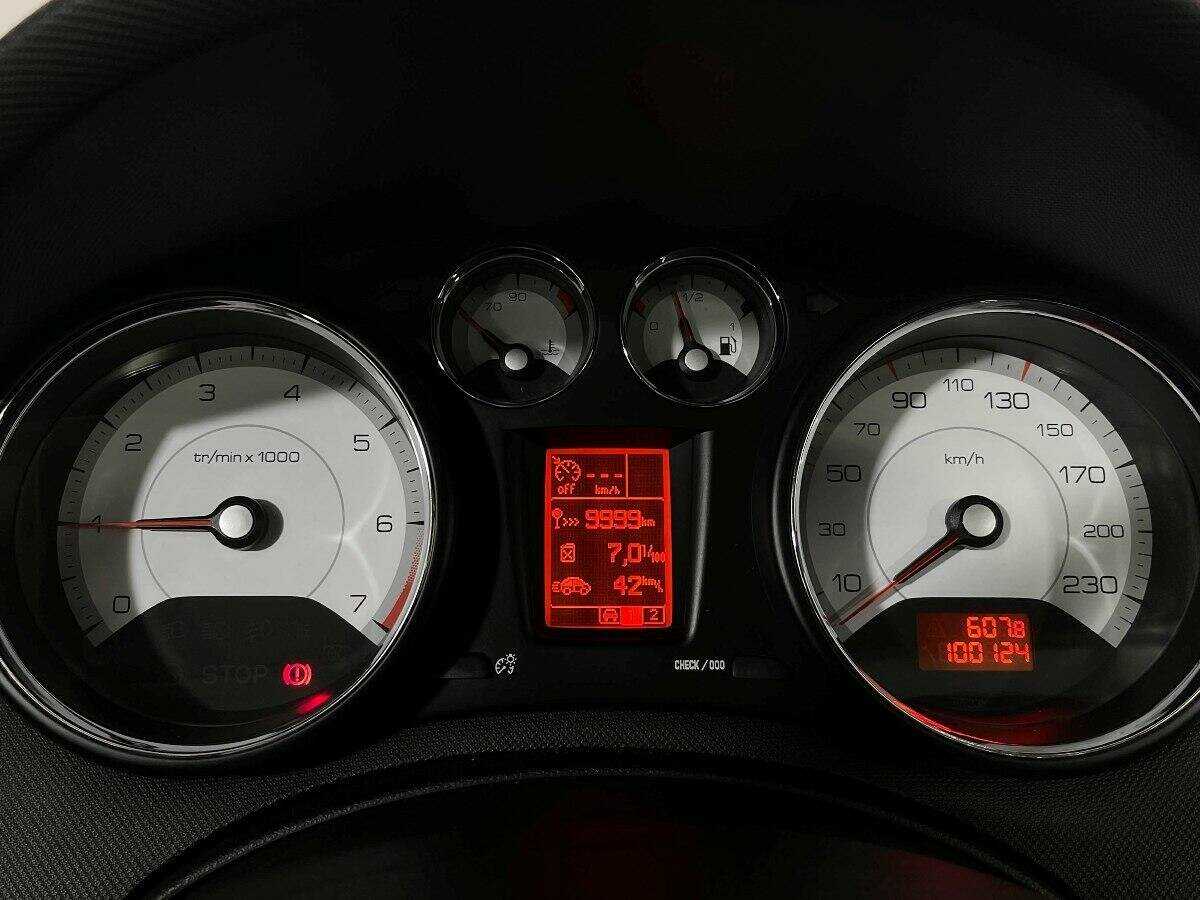 Peugeot 308, 2009 Фото №11