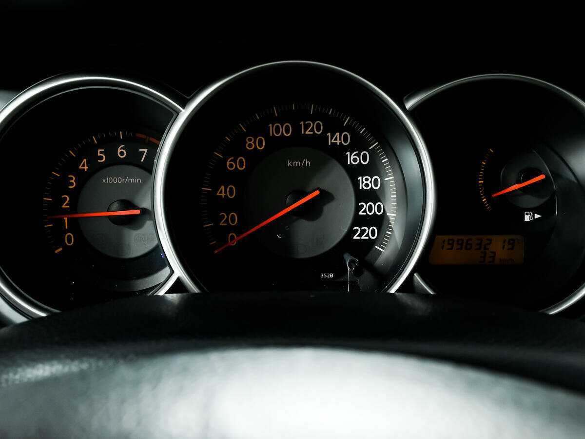 Nissan Tiida, 2007 Фото №10