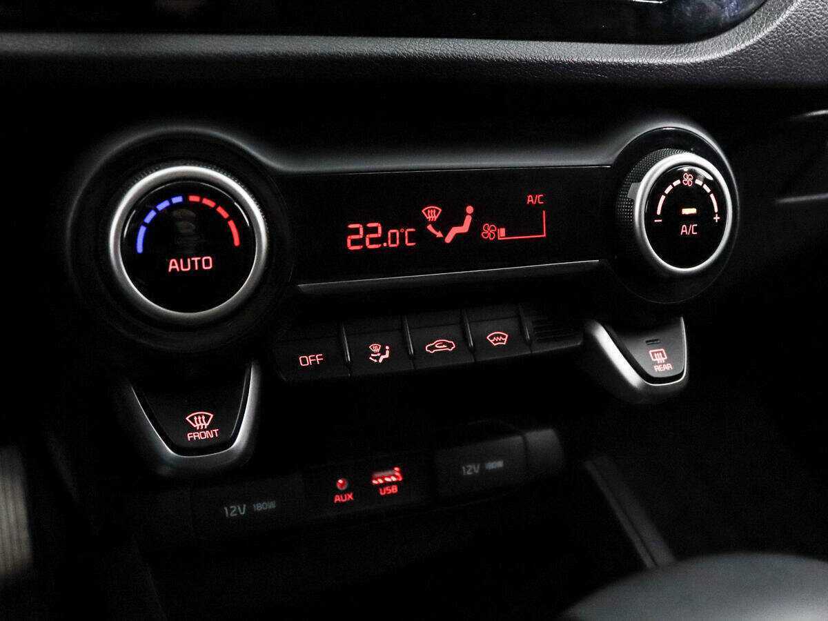 Kia Rio X-Line, 2020 Фото №15