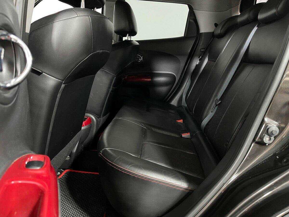 Nissan Juke, 2011 Фото №10