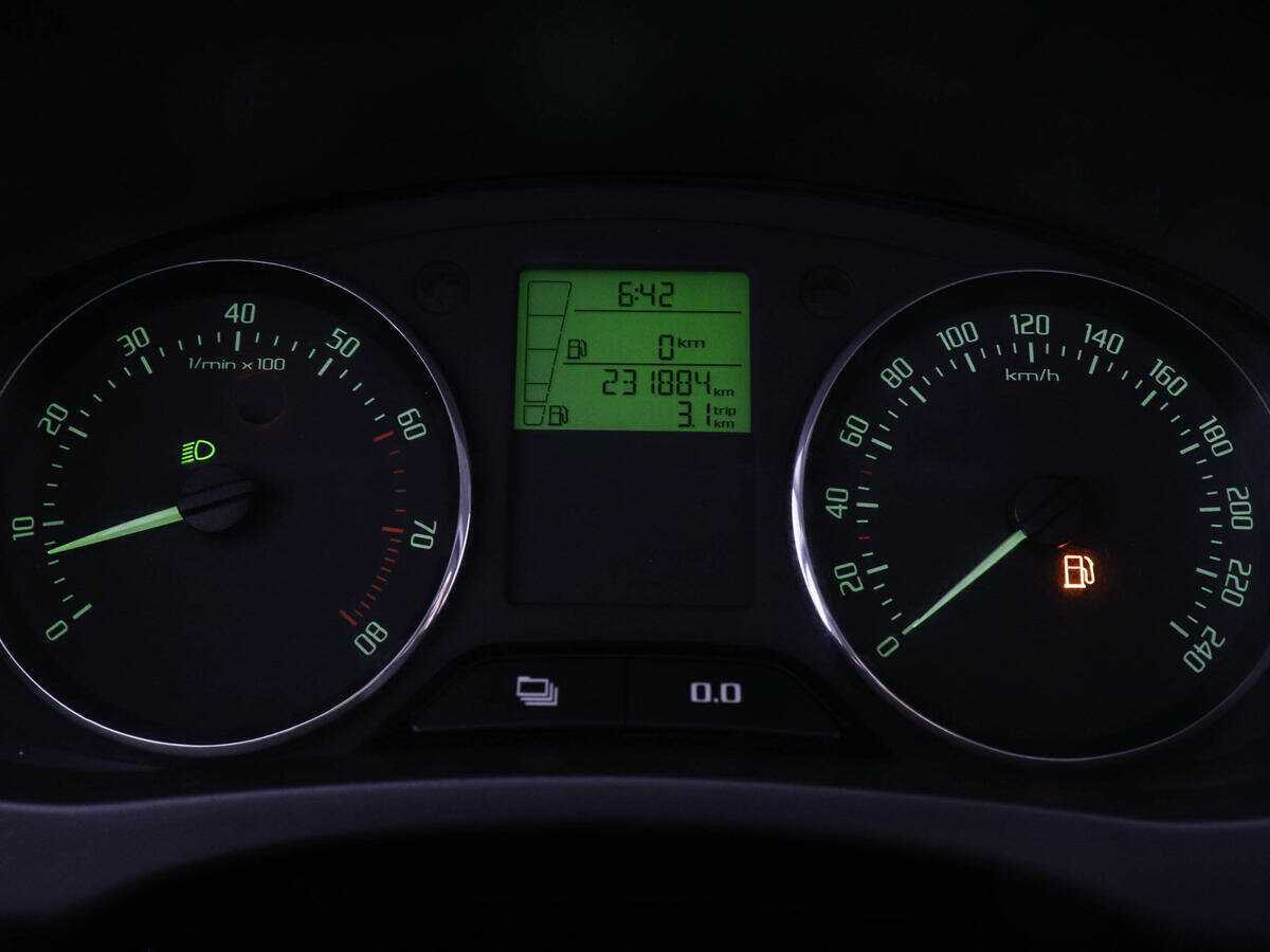 Skoda Fabia, 2011 - 231 866 км. | Фото №6