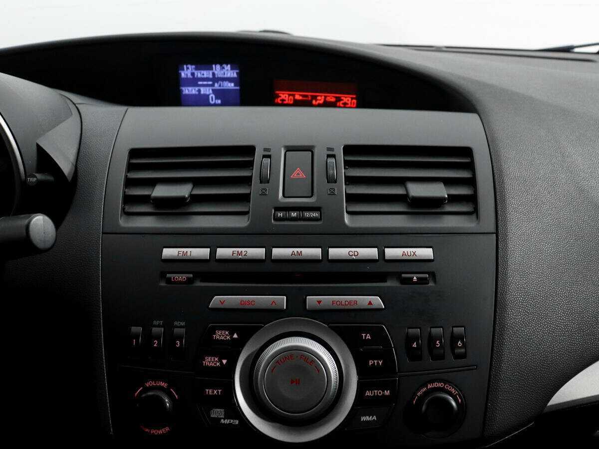 Mazda 3, 2010 Фото №14