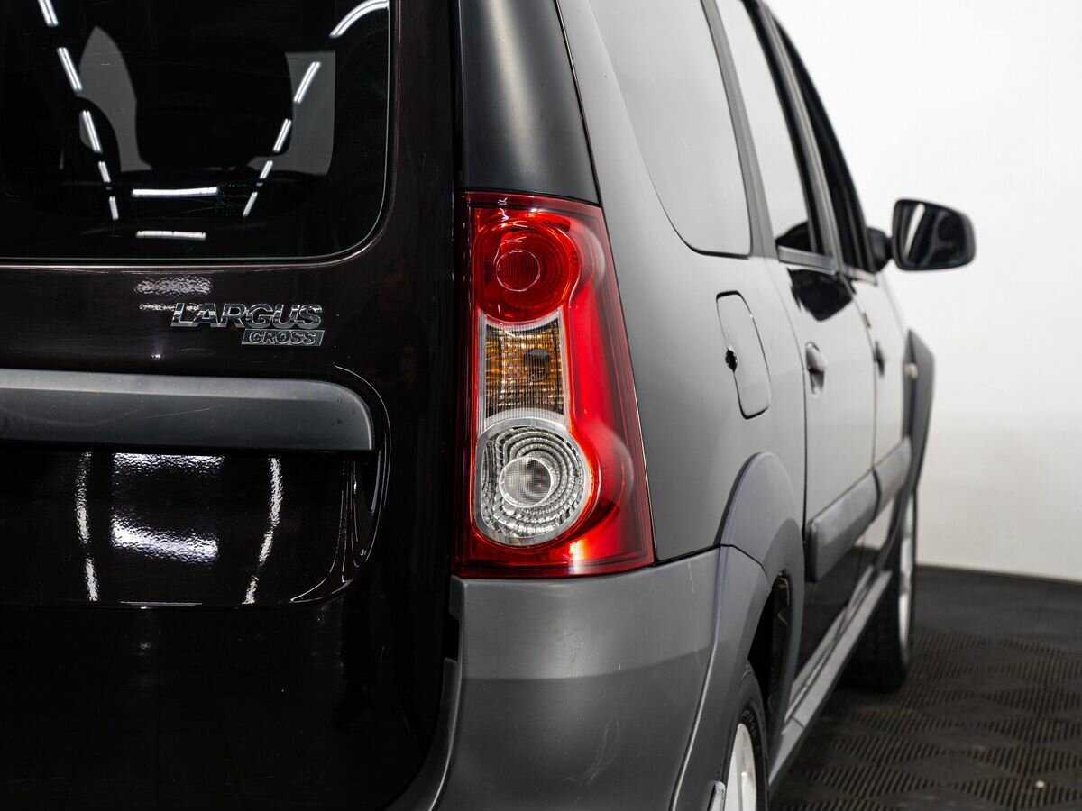 Lada (ВАЗ) Largus Cross, 2018 - 140 000 км. | Фото №7