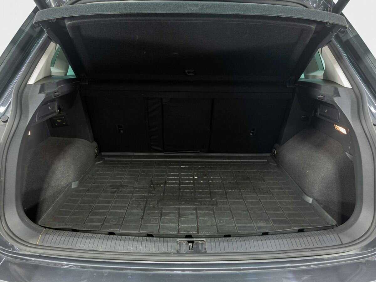 Volkswagen Tiguan, 2021 Фото №24