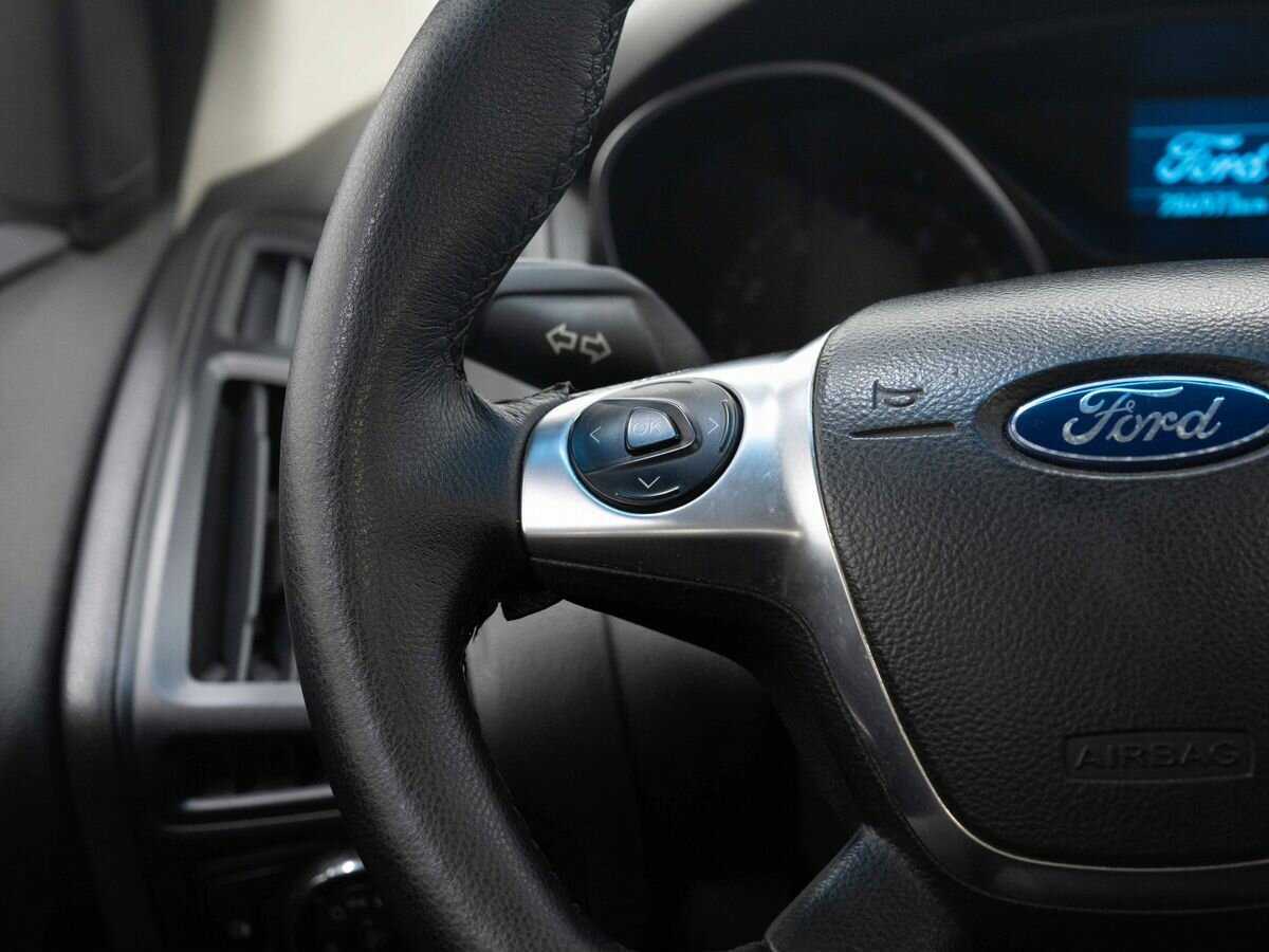 Ford Focus, 2011 Фото №17
