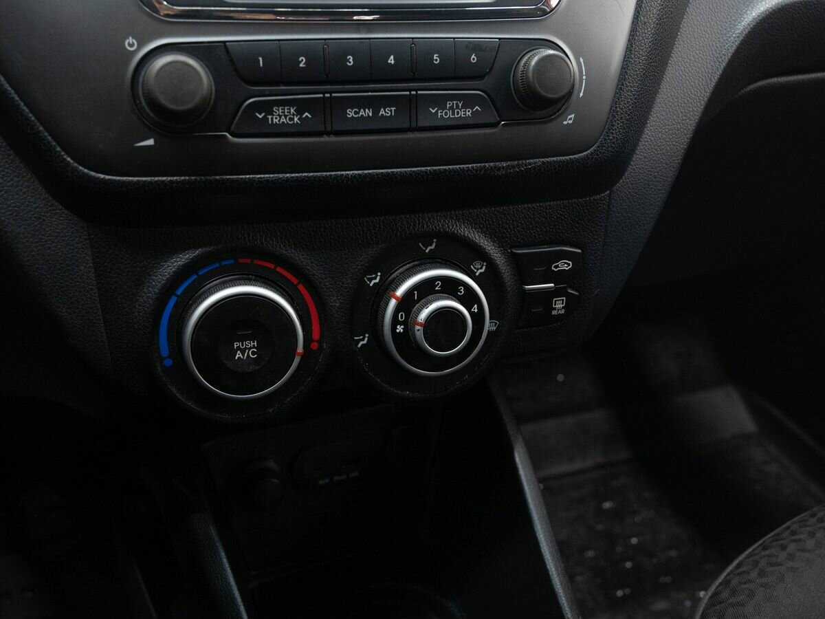 Kia Rio 5-speed, 2012 Фото №19