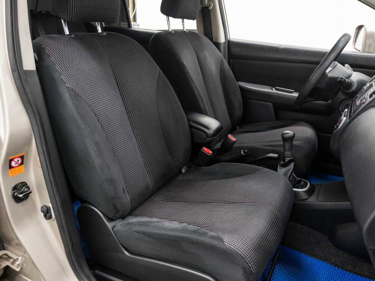 Nissan Tiida, 2012 Фото №9