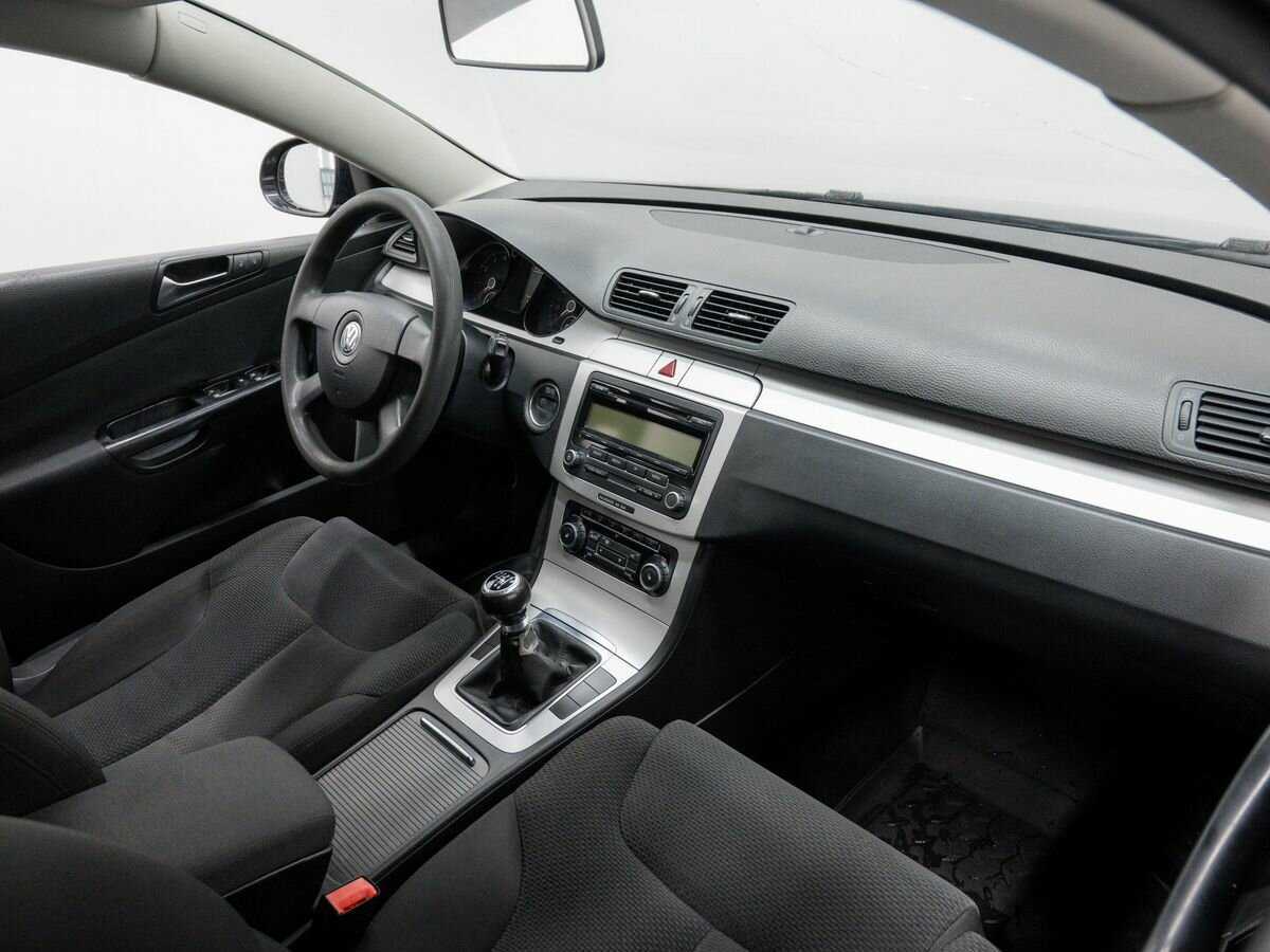 Volkswagen Passat, 2010 - 316 610 км. | Фото №7