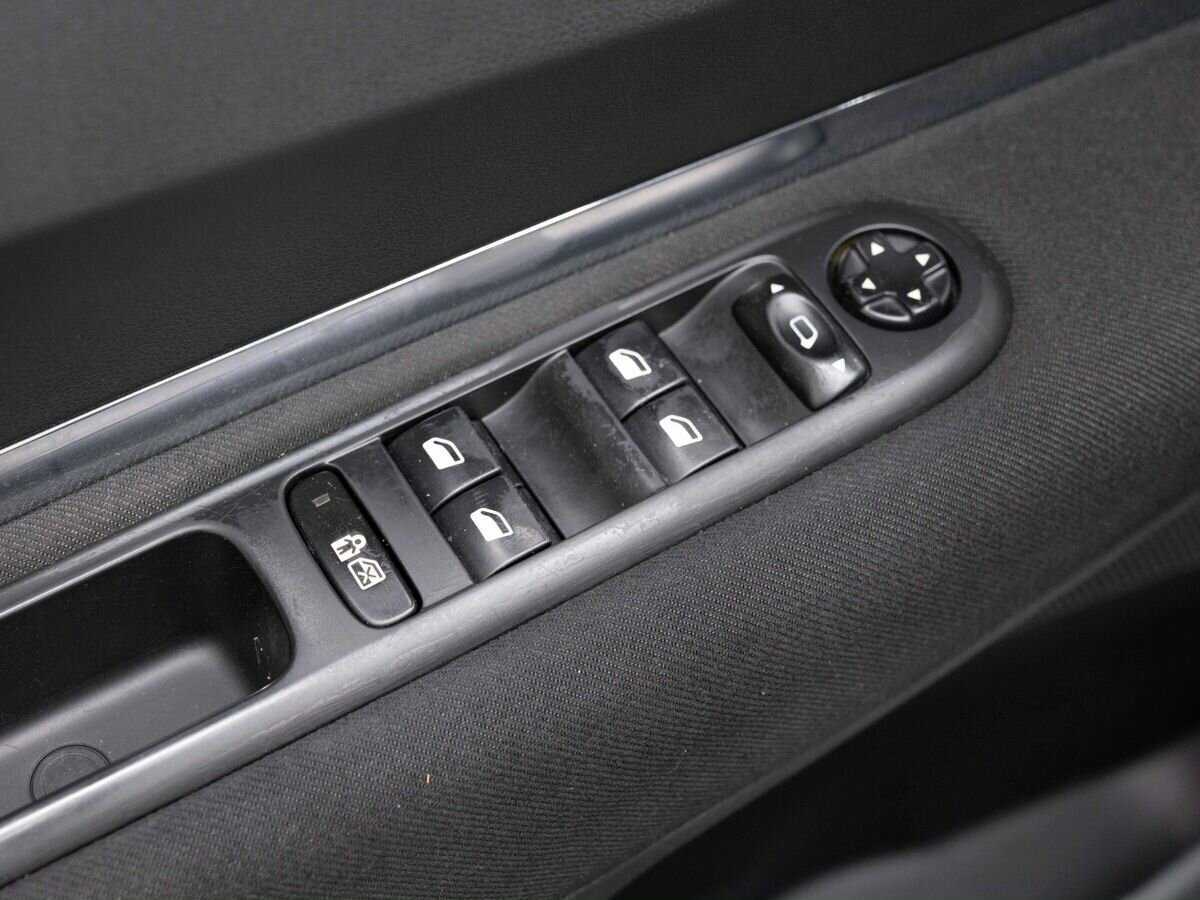 Peugeot 3008, 2010 Фото №17