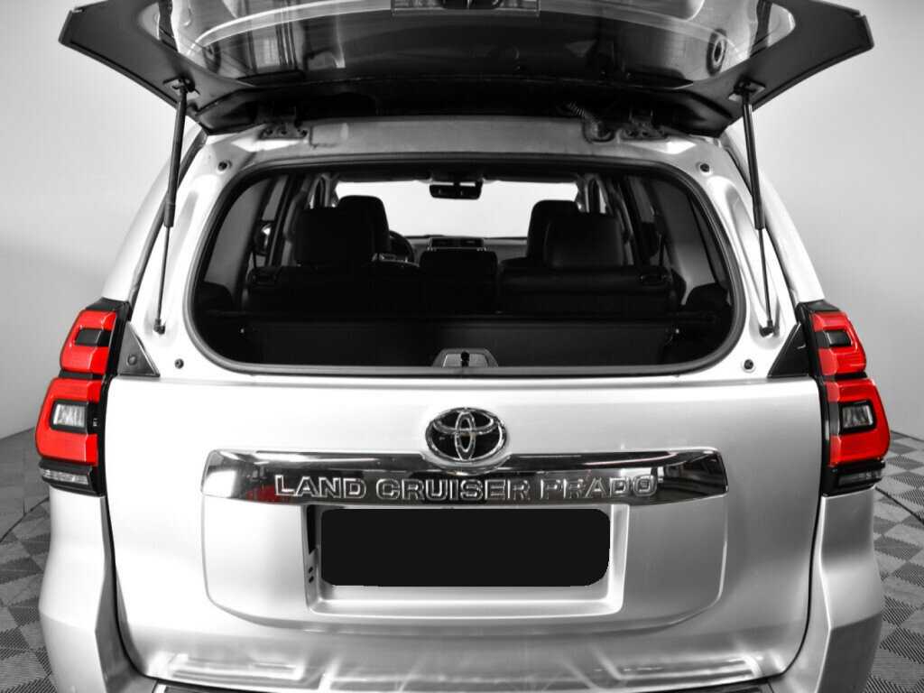Toyota Land Cruiser Prado, 2018 Фото №15