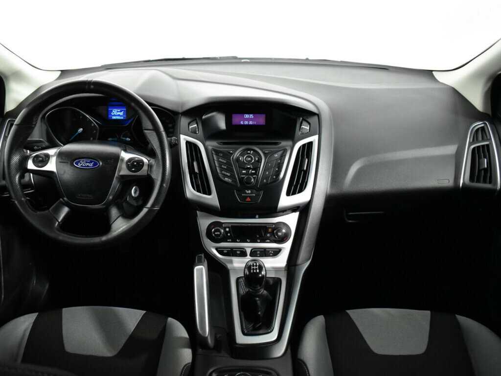 Ford Focus, 2011 Фото №12