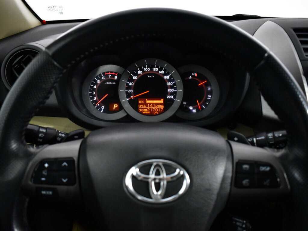 Toyota RAV4, 2010 Фото №11