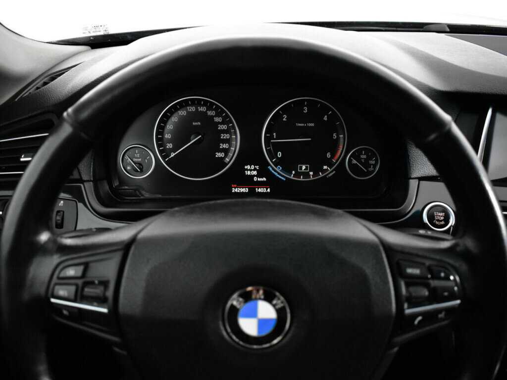 BMW 5 серии 520d, 2013 Фото №11