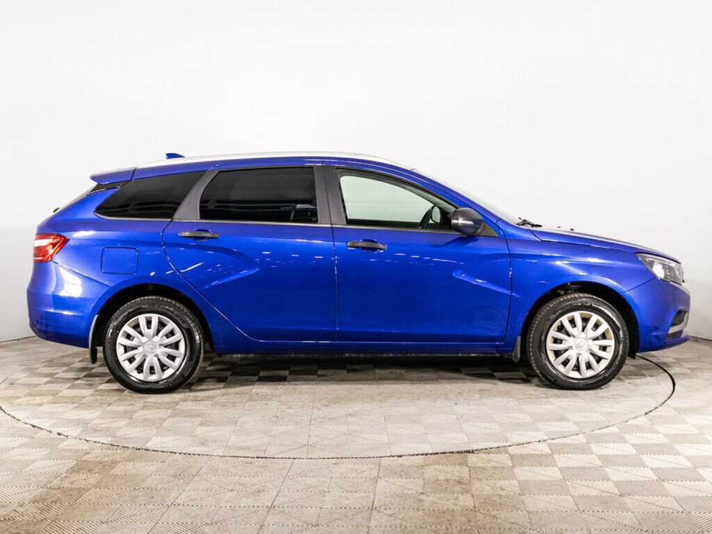 Lada (ВАЗ) Vesta SW, 2021 - 32 000 км. | Фото №4