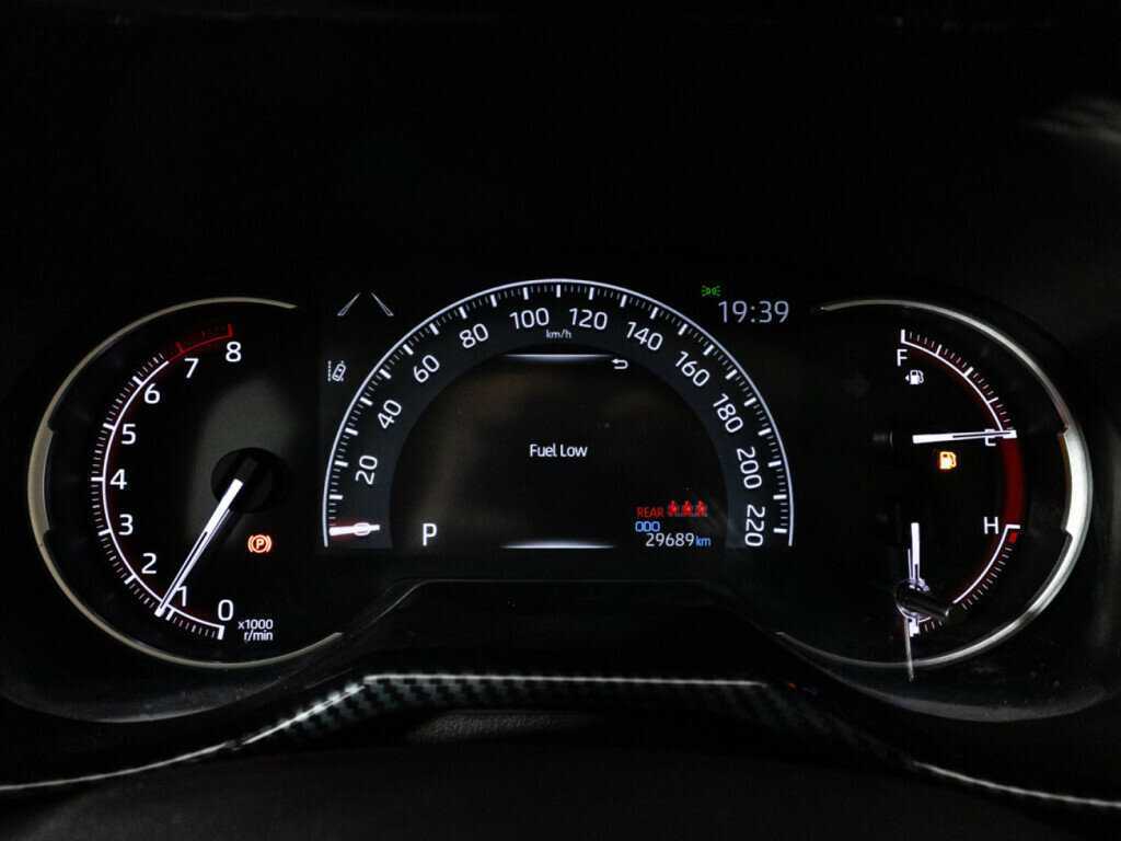 Toyota RAV4, 2022 Фото №11