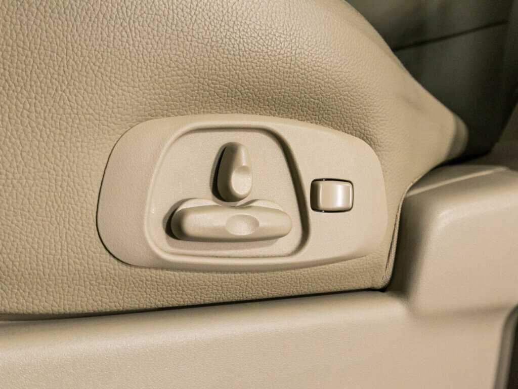 Mitsubishi Pajero, 2019 Фото №18