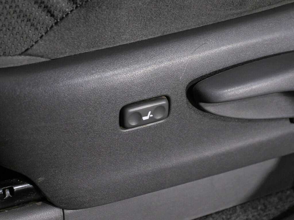 Toyota Land Cruiser Prado, 2011 Фото №22