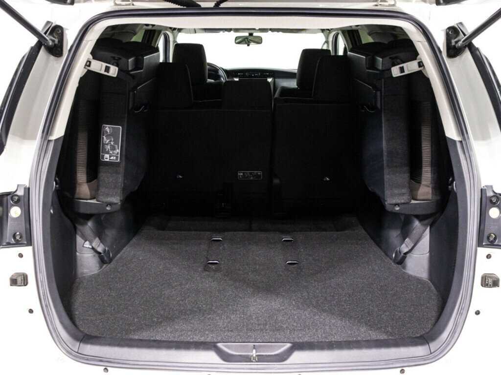 Toyota Fortuner, 2019 Фото №13