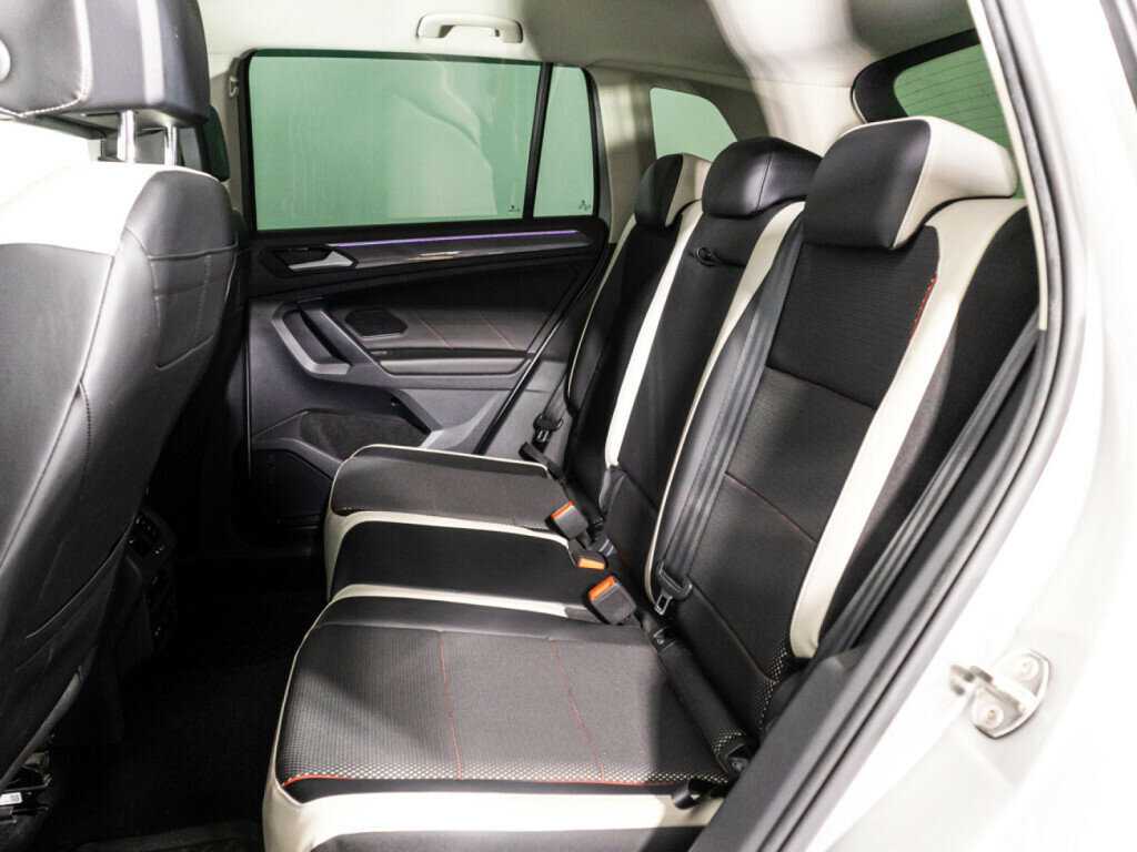 Volkswagen Tiguan, 2021 Фото №10