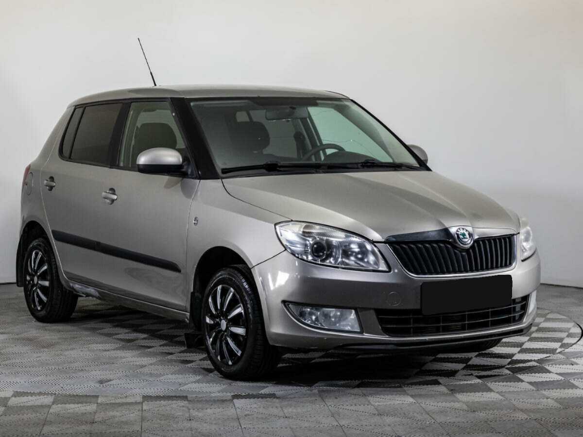 Skoda Fabia, 2011 Фото №3