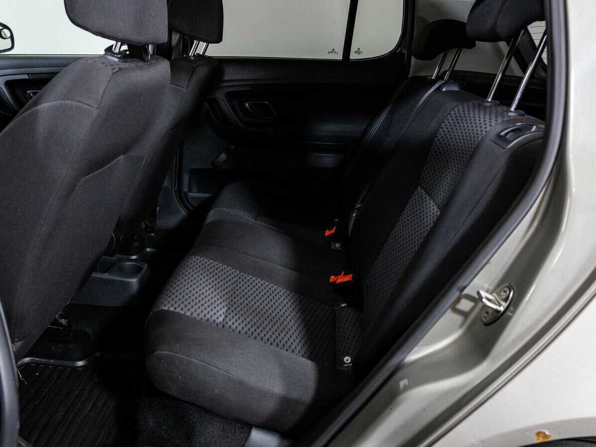 Skoda Fabia, 2011 Фото №10