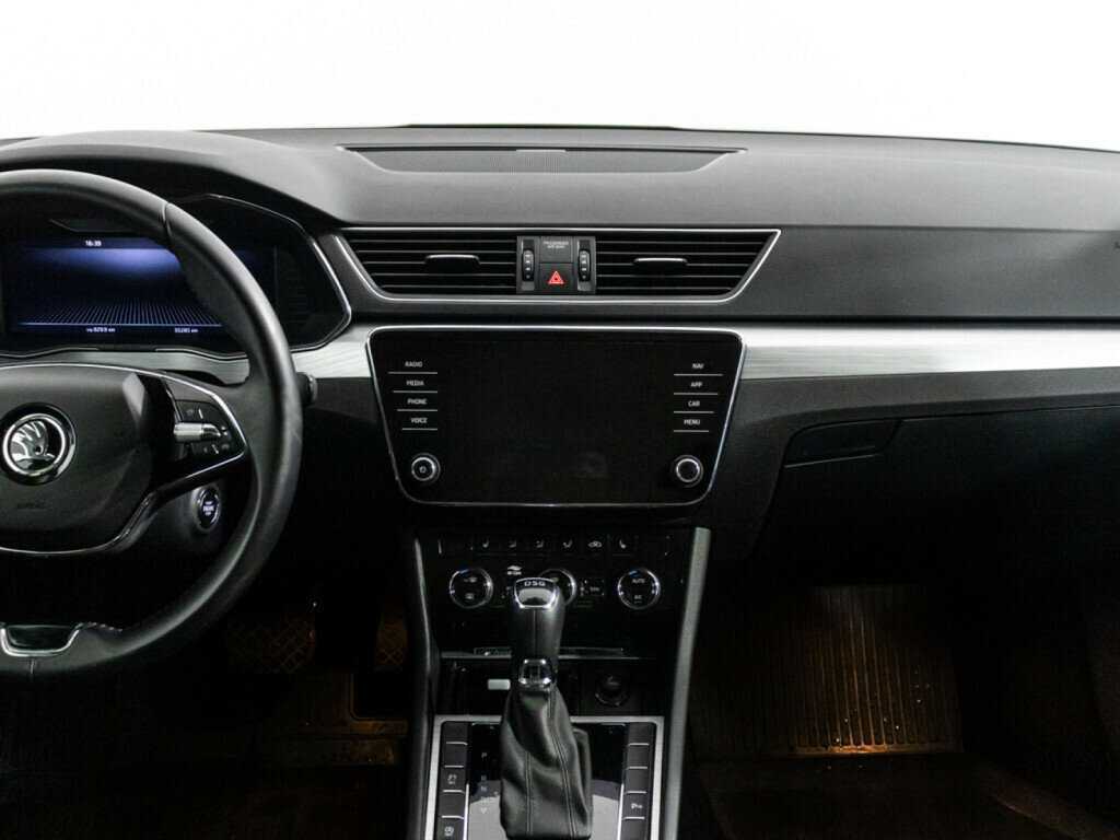 Skoda Superb, 2021 Фото №14