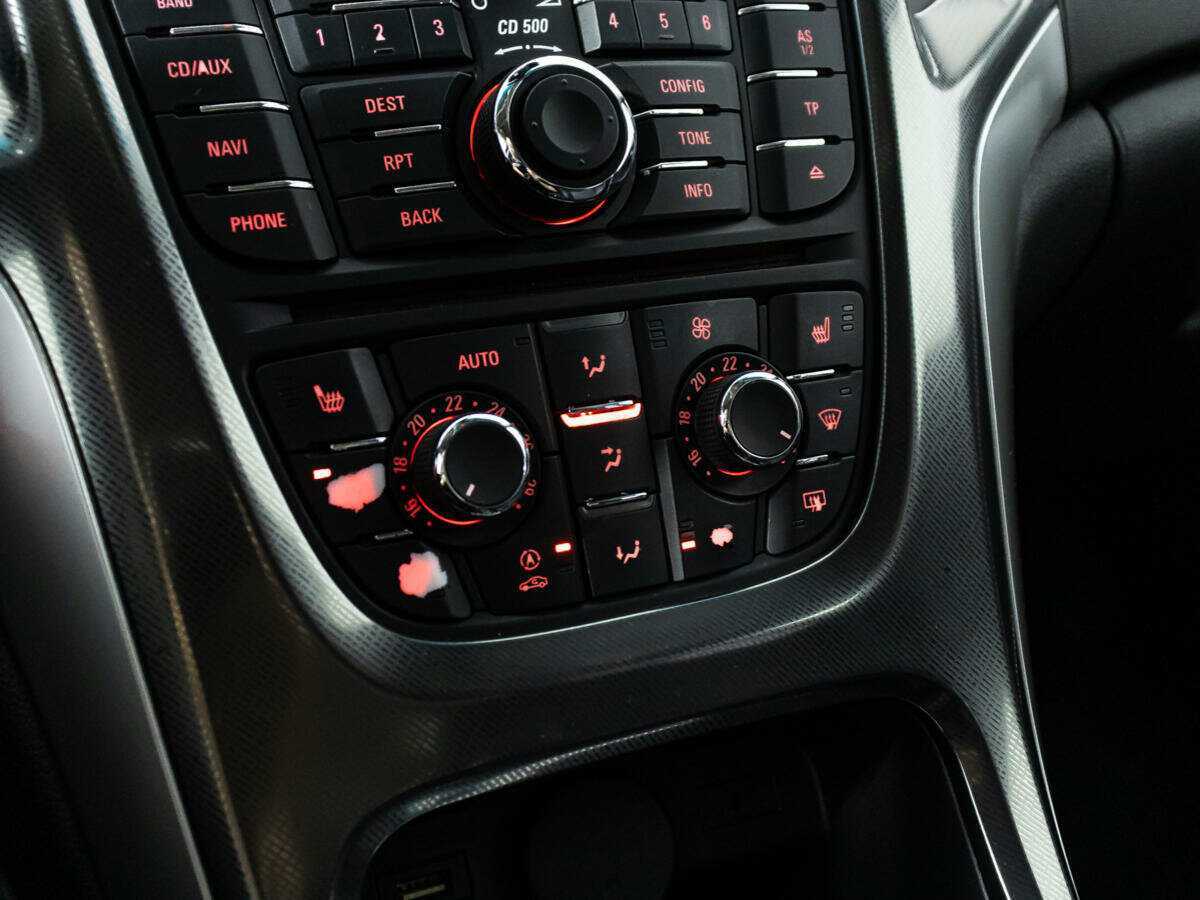 Opel Astra, 2010 Фото №15