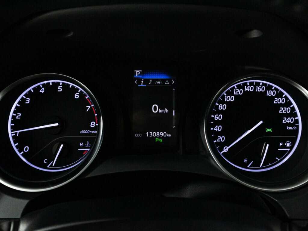 Toyota Camry, 2018 Фото №12