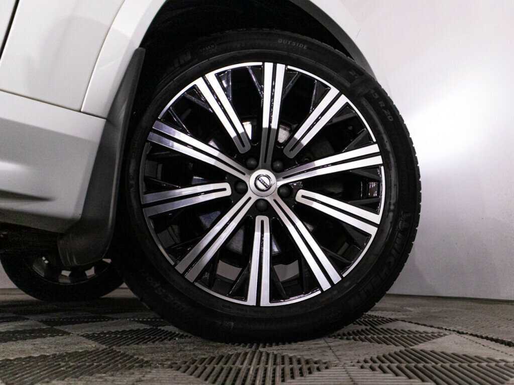 Volvo XC90 B5, 2020 Фото №27