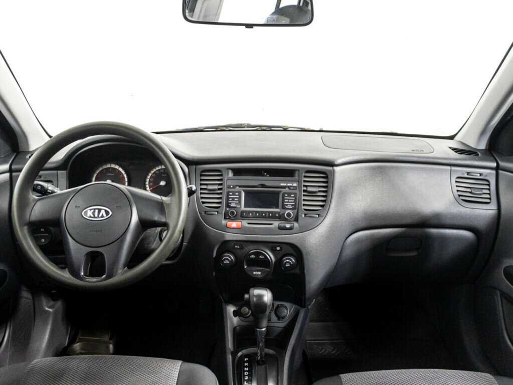 Kia Rio, 2010 Фото №13